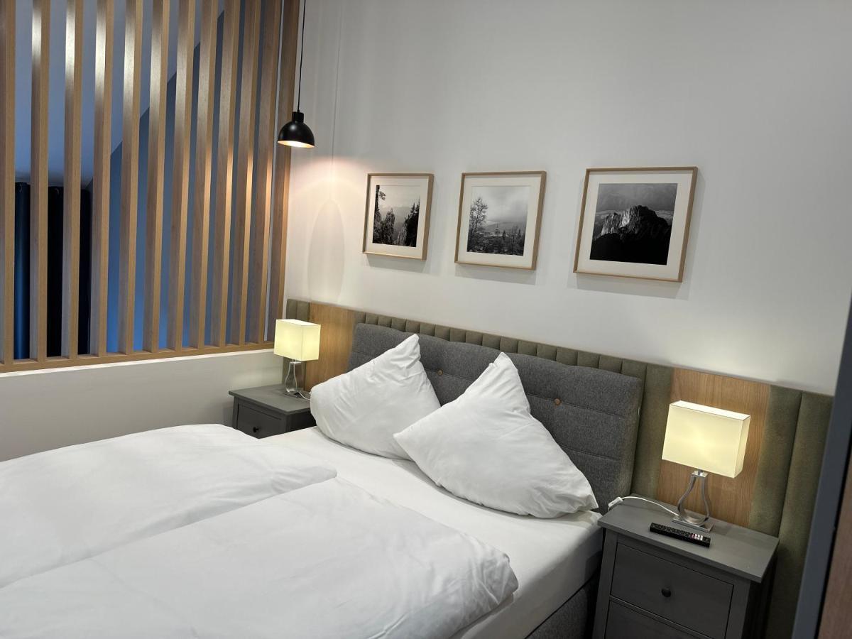 Hotel Zur Post Dabringhausen - Contactless Self Check-In Wermelskirchen Eksteriør billede