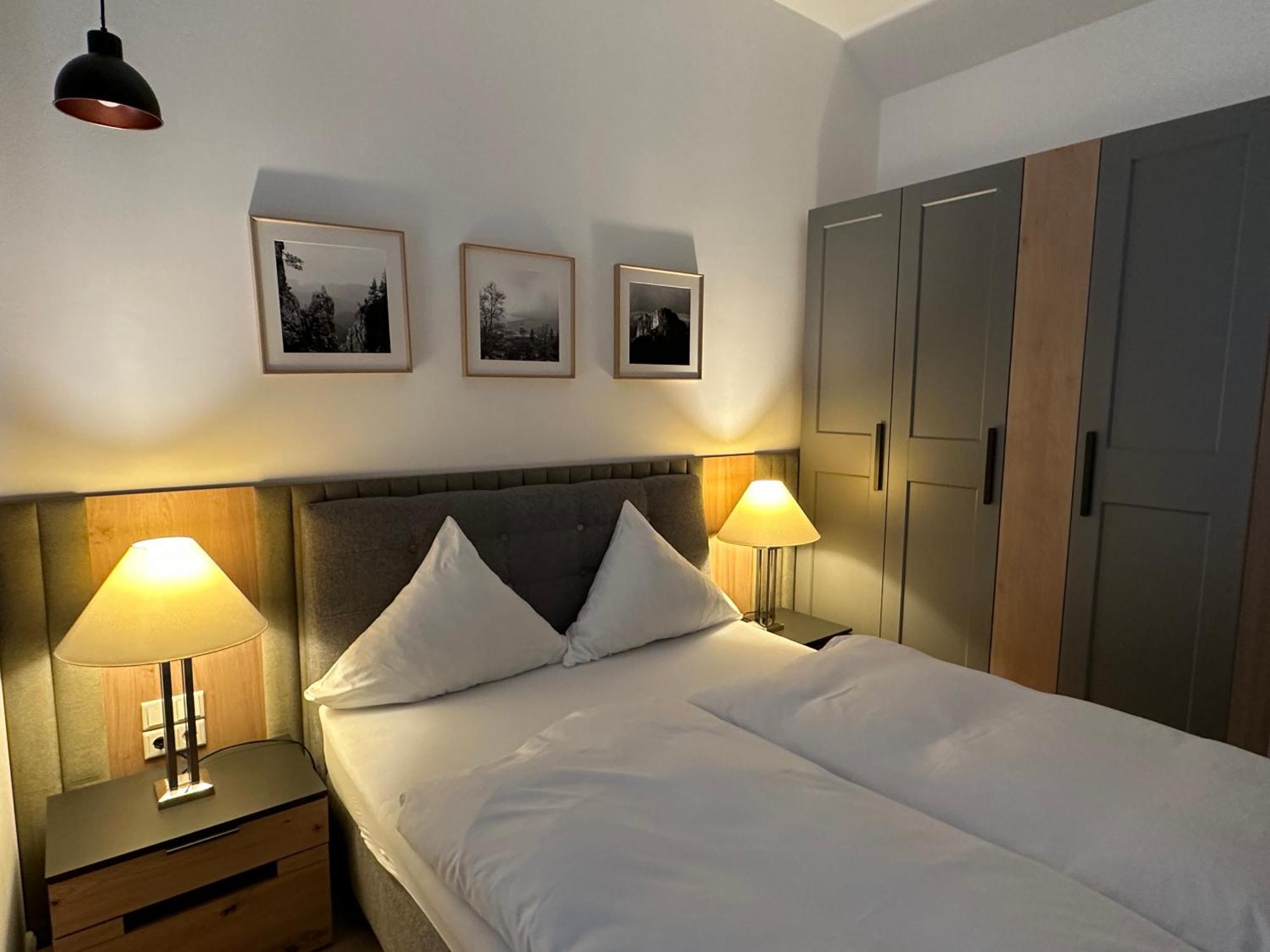 Hotel Zur Post Dabringhausen - Contactless Self Check-In Wermelskirchen Eksteriør billede