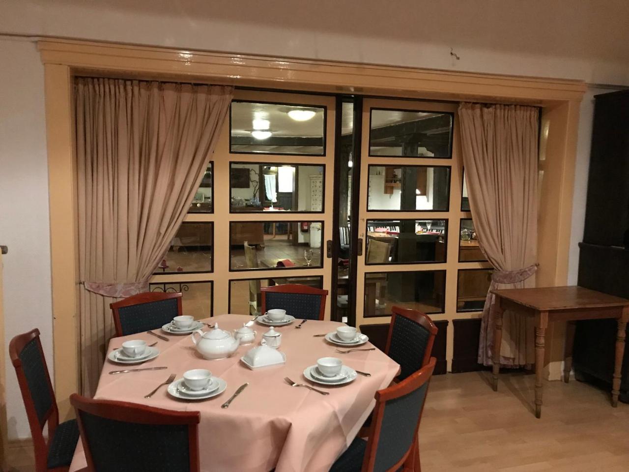 Hotel Zur Post Dabringhausen - Contactless Self Check-In Wermelskirchen Eksteriør billede